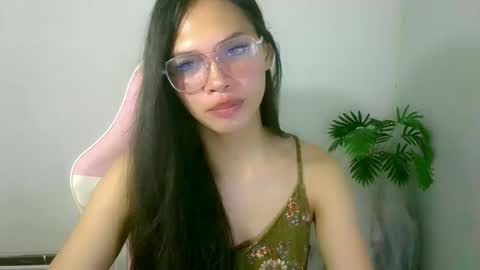 seducive_allea online show from 12/22/25, 05:04