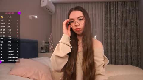 Mia online show from 02/15/26, 03:42