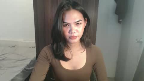 Snapshot of seductive_alison chatting on 12/14/25, 01:27 seductive_alison online show from 12/14/25, 01:27