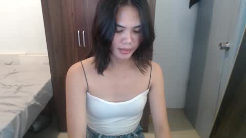 Snapshot of seductive_alison chatting on 12/16/25, 11:59 seductive_alison online show from 12/16/25, 11:59