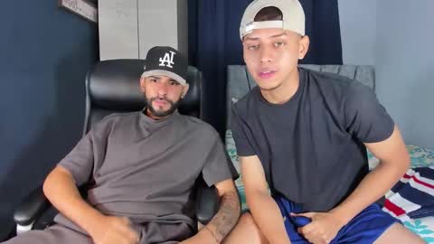 Snapshot of seductive_angel1 chatting on 10/10/25, 03:27 Angel online show from 10/10/25, 03:27