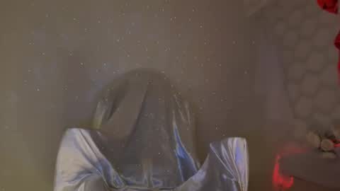 Snapshot of seductive_flower chatting on 11/18/25, 10:20 Mali online show from 11/18/25, 10:20