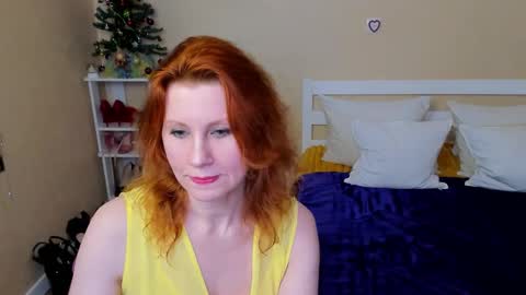 seductive_foxy_ online show from 12/20/25, 06:59