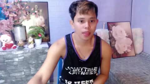 Snapshot of seductive_maxxx chatting on 05/14/26, 02:02 Max online show from 05/14/26, 02:02