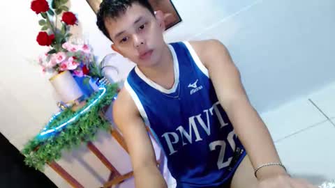 Snapshot of seductive_maxxx chatting on 06/07/26, 10:08 Max online show from 06/07/26, 10:08