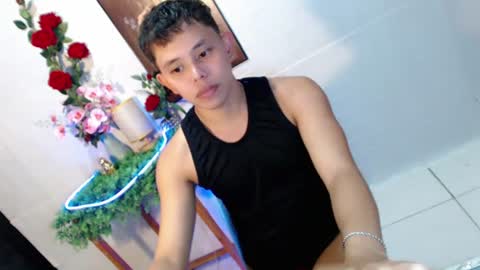 Snapshot of seductive_maxxx chatting on 06/19/26, 09:46 Max online show from 06/19/26, 09:46