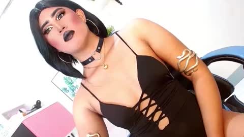 SCARLETTE  online show from 01/17/26, 09:51