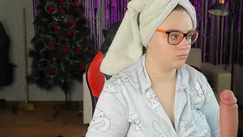 seductive_she_wolf online show from 02/05/25, 10:51