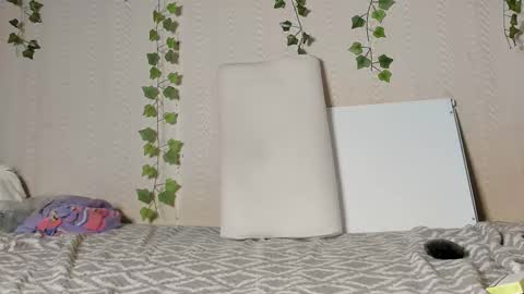 seductive_she_wolf online show from 09/23/25, 06:11