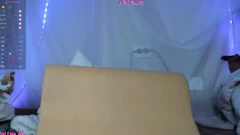 Snapshot of seductive_she_wolf chatting on 07/14/26, 04:45 seductive_she_wolf online show from 07/14/26, 04:45