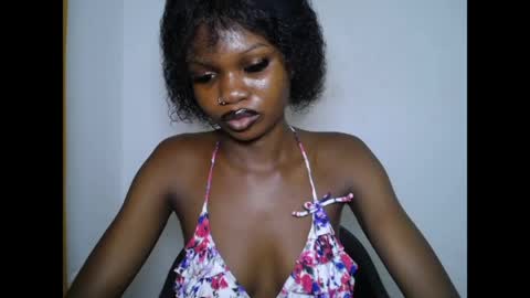 seductive_sugar247 online show from 05/15/26, 03:52