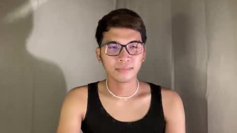 Snapshot of seductive_william chatting on 09/11/25, 11:10 William online show from 09/11/25, 11:10