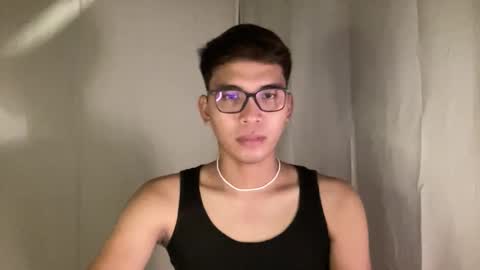 Snapshot of seductive_william chatting on 09/20/25, 12:06 William online show from 09/20/25, 12:06