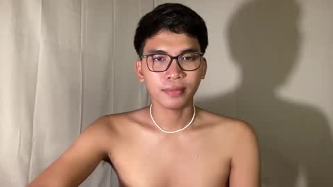 Snapshot of seductive_william chatting on 12/03/25, 11:52 William online show from 12/03/25, 11:52