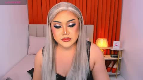 Snapshot of seductivelolalola chatting on 03/10/25, 02:50 Natalie Mefford online show from 03/10/25, 02:50