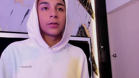 Snapshot of seductivo_jr chatting on 01/18/26, 03:43 seductivo online show from 01/18/26, 03:43