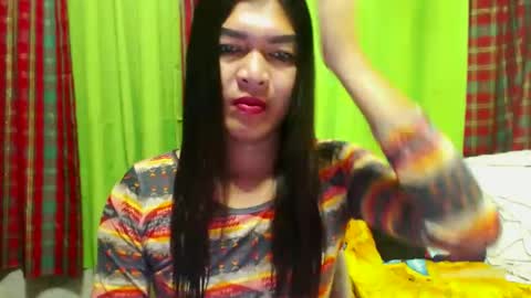 Snapshot of seductress_barvie chatting on 02/25/25, 06:25 Barbie online show from 02/25/25, 06:25