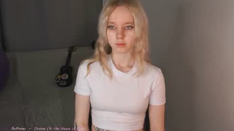See Its honey bunny  im Lana online show from 06/26/26, 04:11
