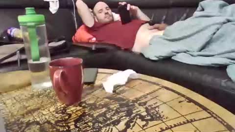 Snapshot of seeebi chatting on 11/17/25, 06:08 Sebastian online show from 11/17/25, 06:08