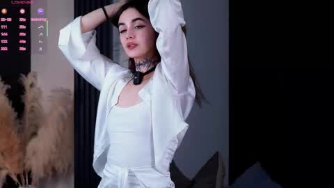 Slavia online show from 11/14/25, 02:49