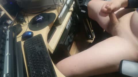 Snapshot of seeker404 chatting on 01/18/25, 11:00 Seeker online show from 01/18/25, 11:00