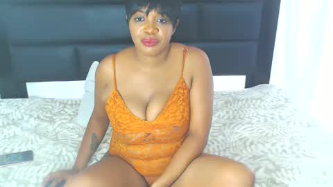 selamolelaminnah online show from 01/04/25, 03:39