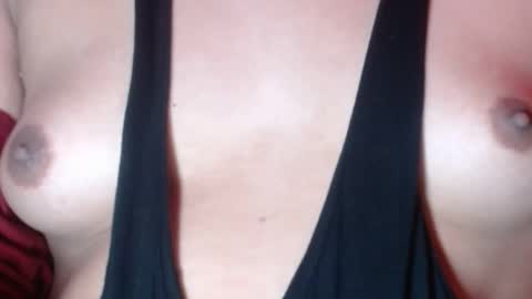 Snapshot of selda_ chatting on 12/30/24, 04:53 Selda online show from 12/30/24, 04:53