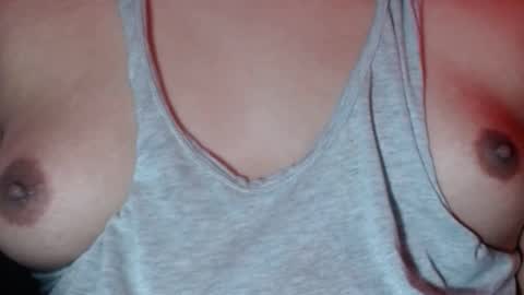 Snapshot of selda_ chatting on 01/05/25, 05:51 Selda online show from 01/05/25, 05:51