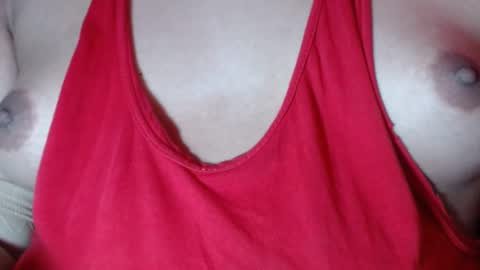 Snapshot of selda_ chatting on 02/06/25, 11:43 Selda online show from 02/06/25, 11:43