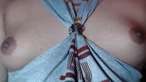 Snapshot of selda_ chatting on 02/18/25, 02:27 Selda online show from 02/18/25, 02:27