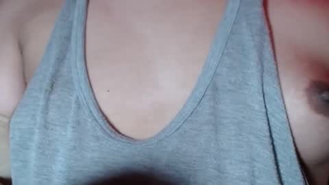 Snapshot of selda_ chatting on 02/28/25, 02:42 Selda online show from 02/28/25, 02:42