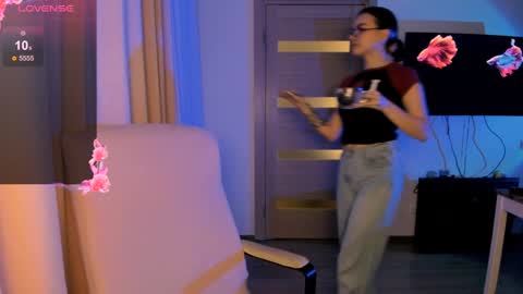 Snapshot of selectrra chatting on 12/15/24, 06:37 selectrra online show from 12/15/24, 06:37