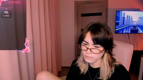 Snapshot of selectrra chatting on 12/24/24, 03:26 selectrra online show from 12/24/24, 03:26