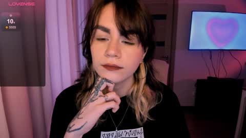 Snapshot of selectrra chatting on 01/30/25, 11:33 selectrra online show from 01/30/25, 11:33