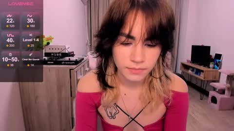 Snapshot of selectrra chatting on 02/14/25, 03:05 selectrra online show from 02/14/25, 03:05