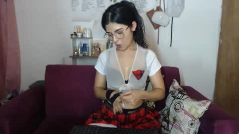 Snapshot of seleena_01 chatting on 12/02/24, 11:18 seleena_01 online show from 12/02/24, 11:18