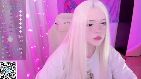 Snapshot of selena___cute chatting on 05/11/26, 03:51 Selena online show from 05/11/26, 03:51