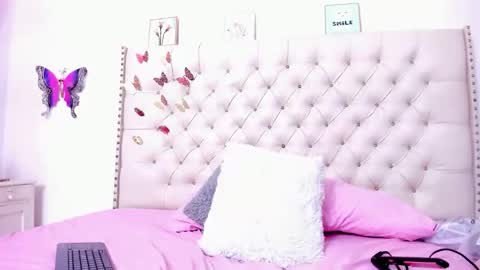 selena_beautyy online show from 02/09/26, 07:40