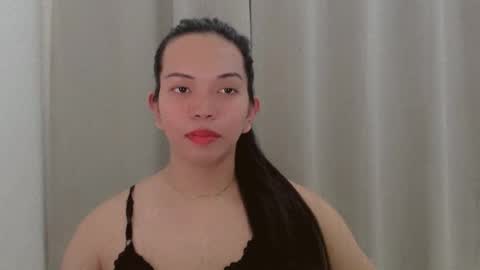 Snapshot of selena_fuckdoll chatting on 12/21/24, 09:33 Selena online show from 12/21/24, 09:33