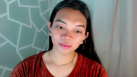 Selena online show from 04/07/26, 12:16