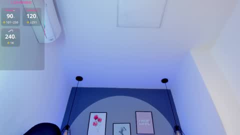 Selena online show from 10/12/25, 12:59