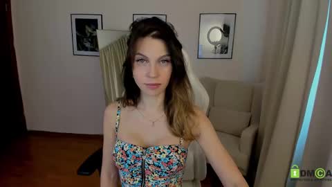 Selena online show from 01/30/25, 09:15