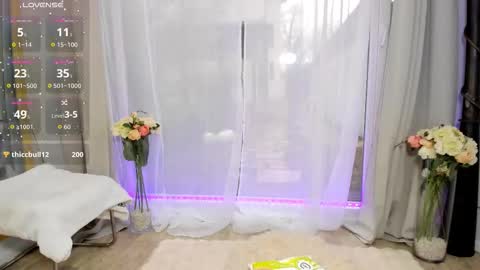 Selena online show from 02/06/26, 07:56