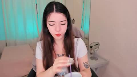 Snapshot of selena_wow_ chatting on 10/23/25, 08:02 Selena Follow Me online show from 10/23/25, 08:02