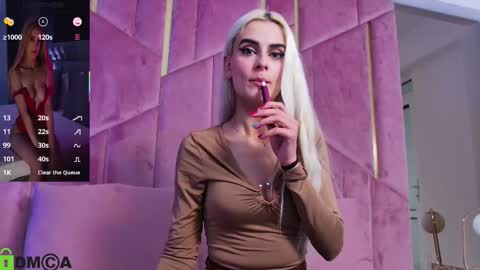 Snapshot of selenadaze chatting on 11/10/25, 05:06 Selena online show from 11/10/25, 05:06