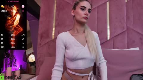 Snapshot of selenadaze chatting on 01/07/26, 06:38 Selena online show from 01/07/26, 06:38