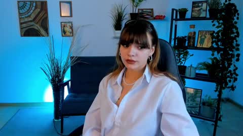 Selena ntmy online show from 01/14/25, 04:50