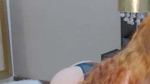 Snapshot of selenahanson chatting on 04/15/26, 05:09 SelenaHanson online show from 04/15/26, 05:09