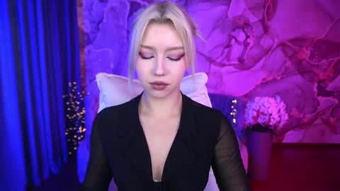 selenairis online show from 09/29/25, 06:29