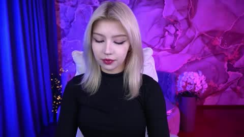 selenairis online show from 10/01/25, 06:19